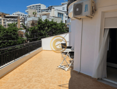 Apartament 2+1 me Qira në Rruga Butrinti, Sarandë