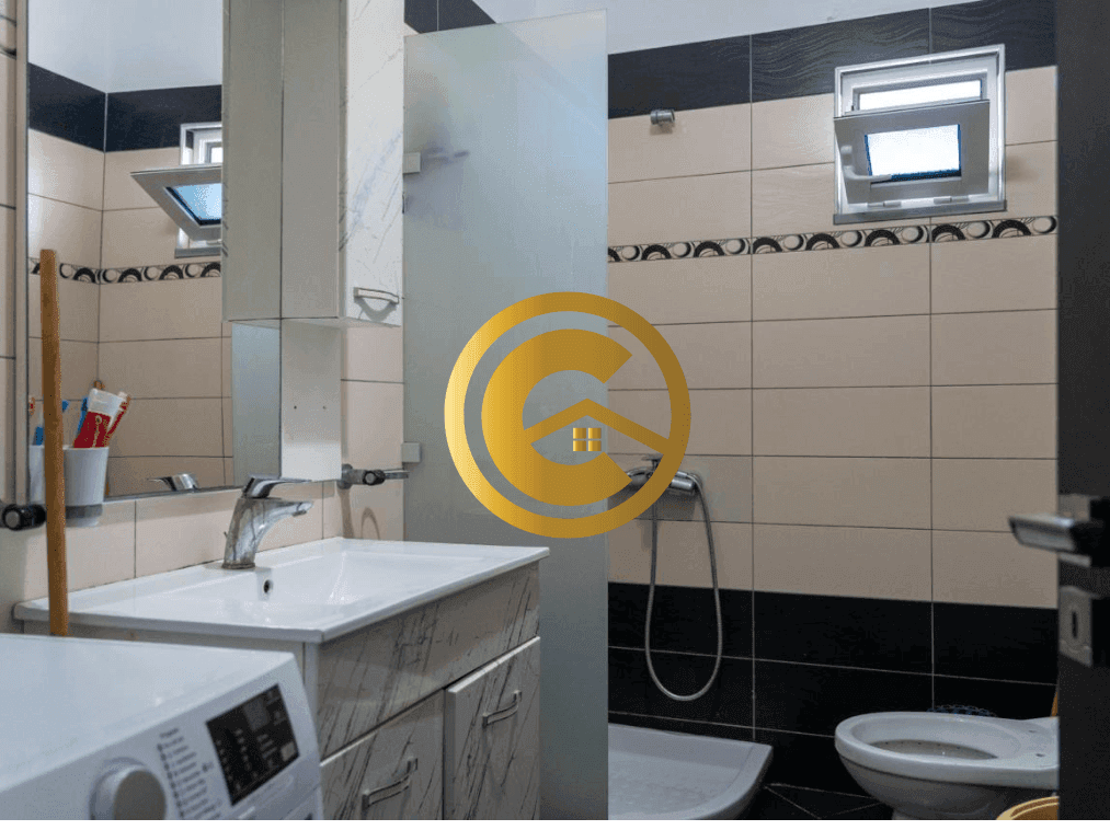 Ndërtesë në Shitje pranë Liqenit dhe Detit – Ksamil | Elios Home Real Estate
