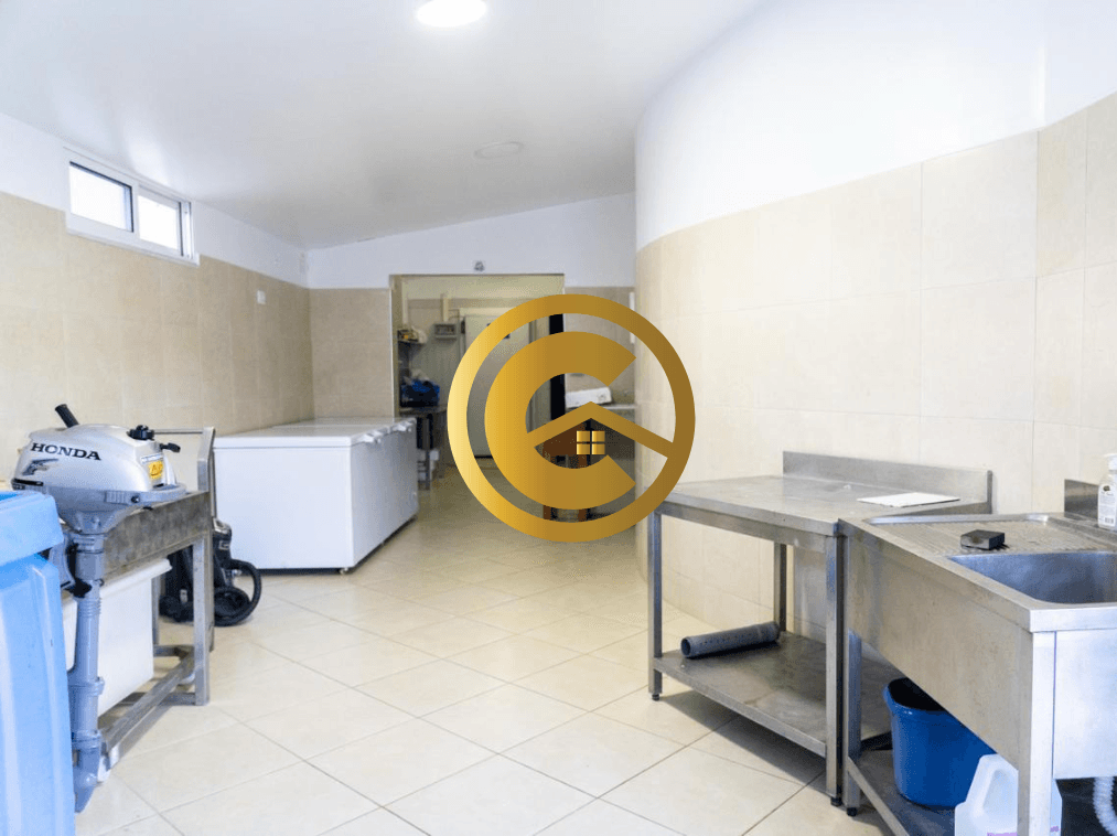 Ndërtesë në Shitje pranë Liqenit dhe Detit – Ksamil | Elios Home Real Estate