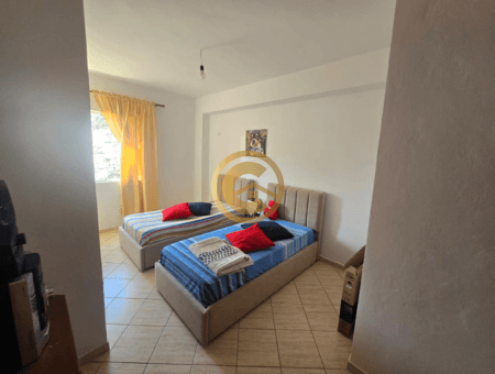 Apartament 3+1+2 me Qira Afatgjatë në Rrugën Butrinti, Sarandë – Pamje Deti | 550 €/Muaj 4