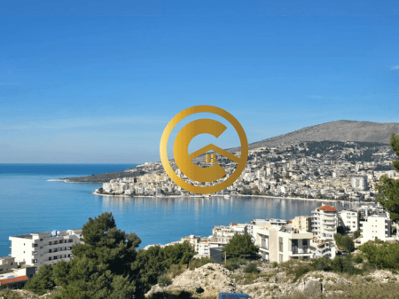 Shitet tokë 320 m² në Sarandë me pamje deti