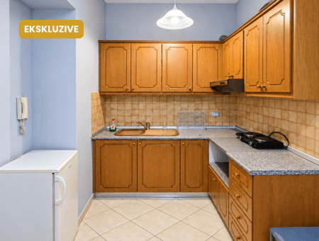 Vilë në shitje në Kodër, Sarandë 3 apartamente 1+1 2