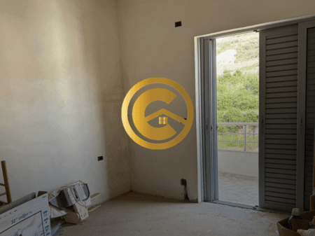 Shitet Apartament 2+1 në Sarandë – Pamje nga Deti, Rruga Butrinti, Ekskluziv 3