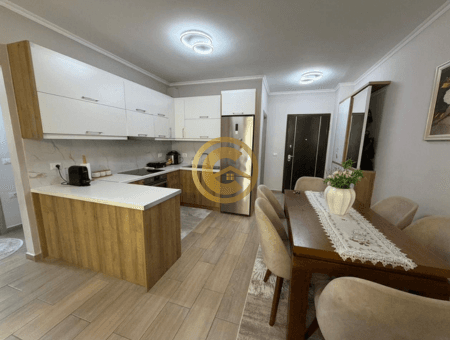Apartament 2+1+2 Për Shitje në Sarandë 3