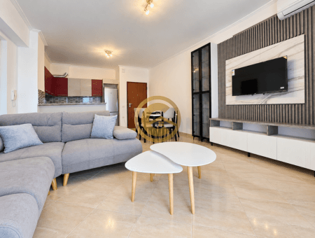 Apartament 2+1 me qira në Sarandë, Rruga e Gjashtë – Pamje nga deti