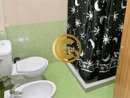 Apartament me Qira në Sarandë (Mango) – 1+1 i Arreduar, Ideal për Jetesë Vjetore