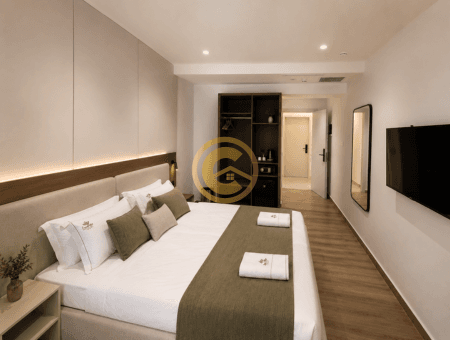 Hotel luksoz në shitje në Sarandë – Investim premium me pamje nga deti 2