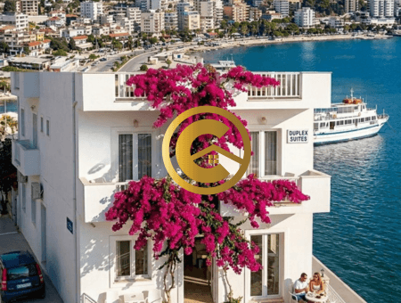 Shitet hotel në Sarandë | Vijë e parë bregdetare | Investim që nuk përsëritet