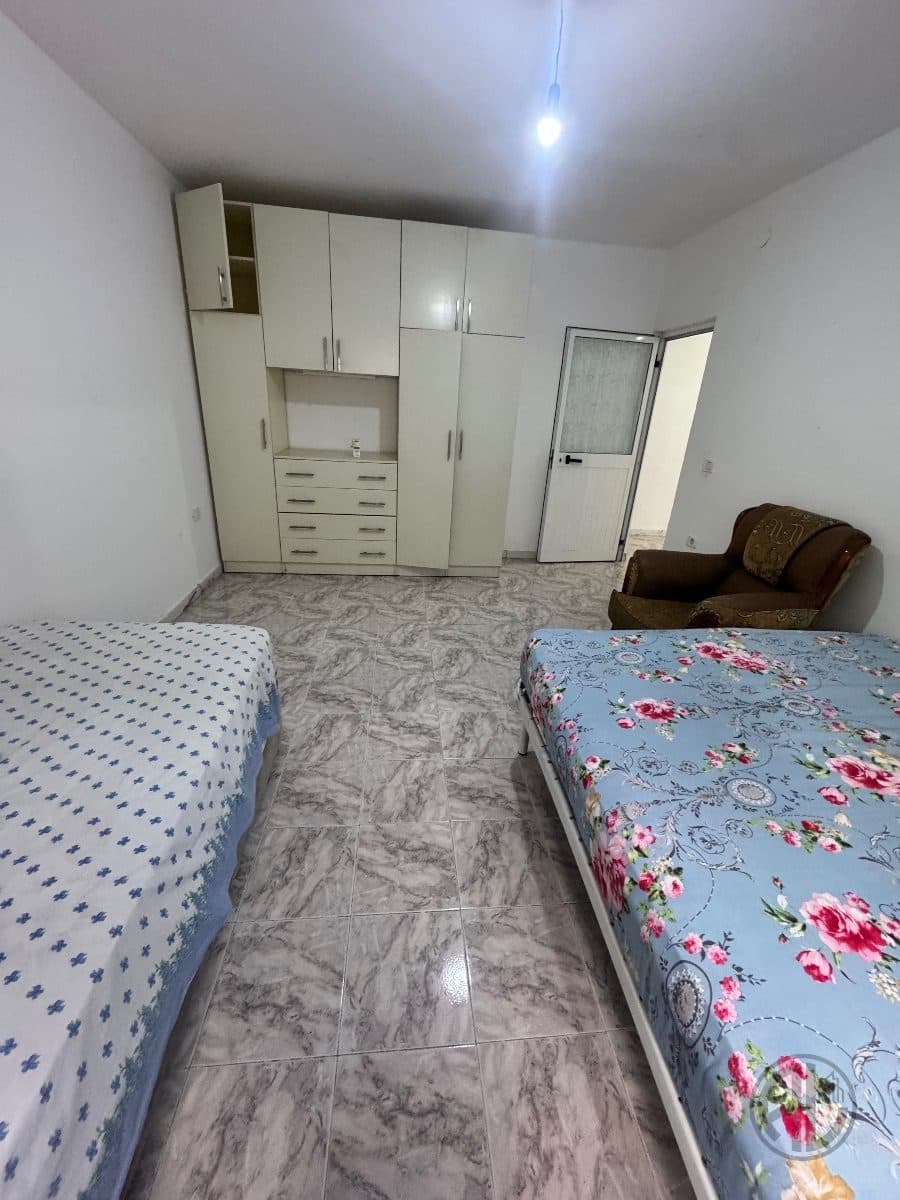Jepet 2+1 me qira – Durrës 2