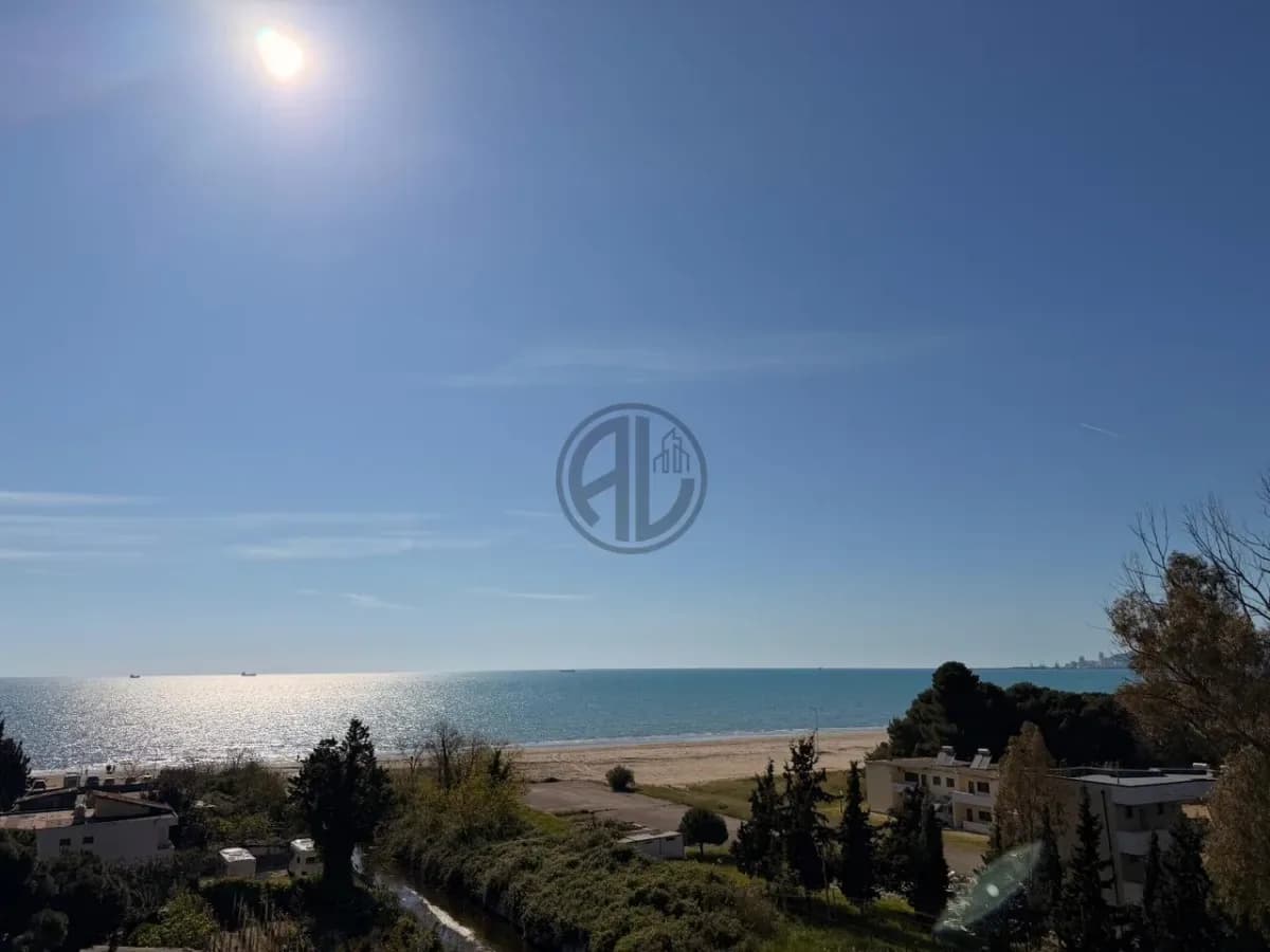 Shitet Apartament 1+1 Pamje Deti – Shkëmbi i Kavajës, Durrës