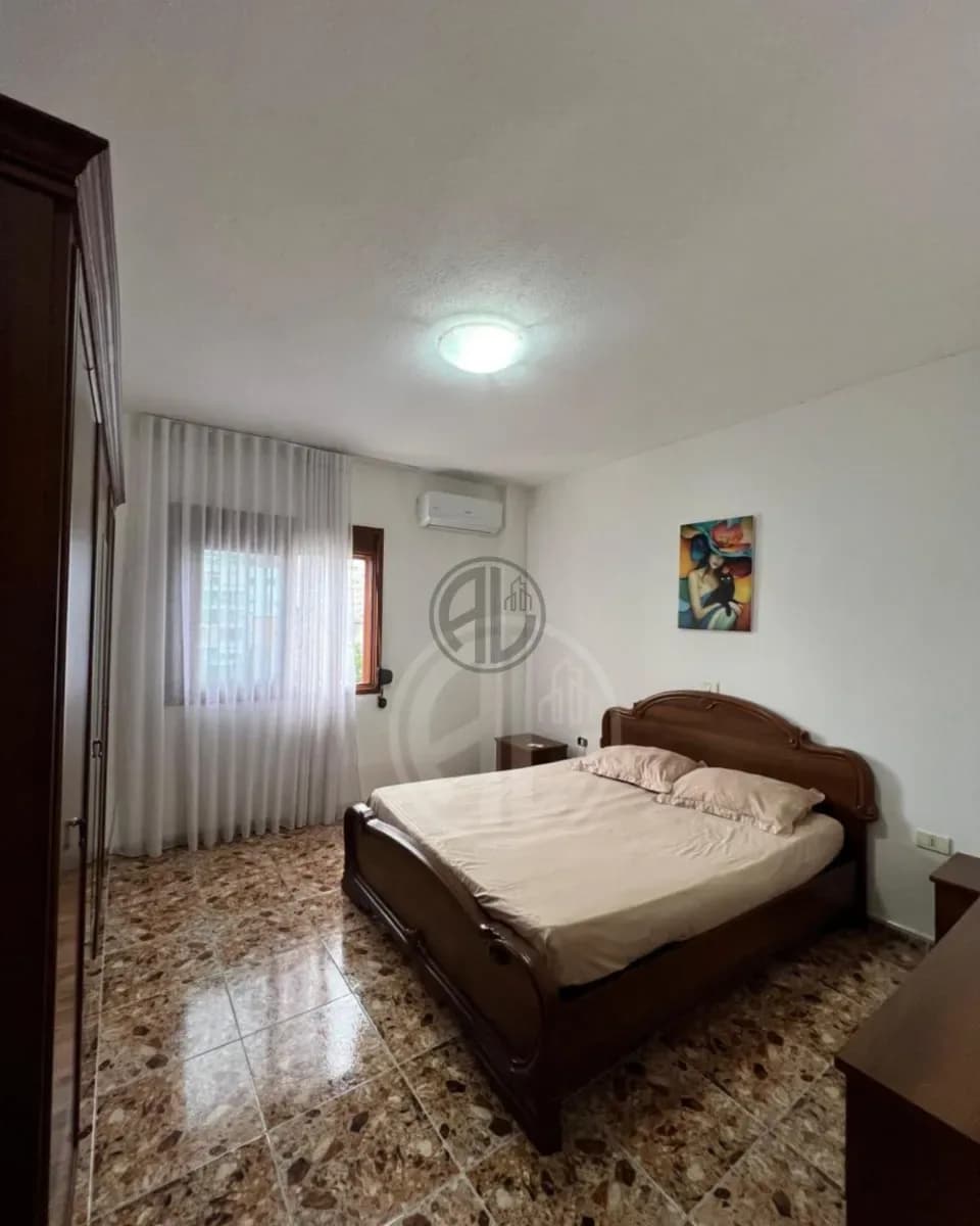 Apartament me Qera – Pranë Tregut të Vogël Industrial 3