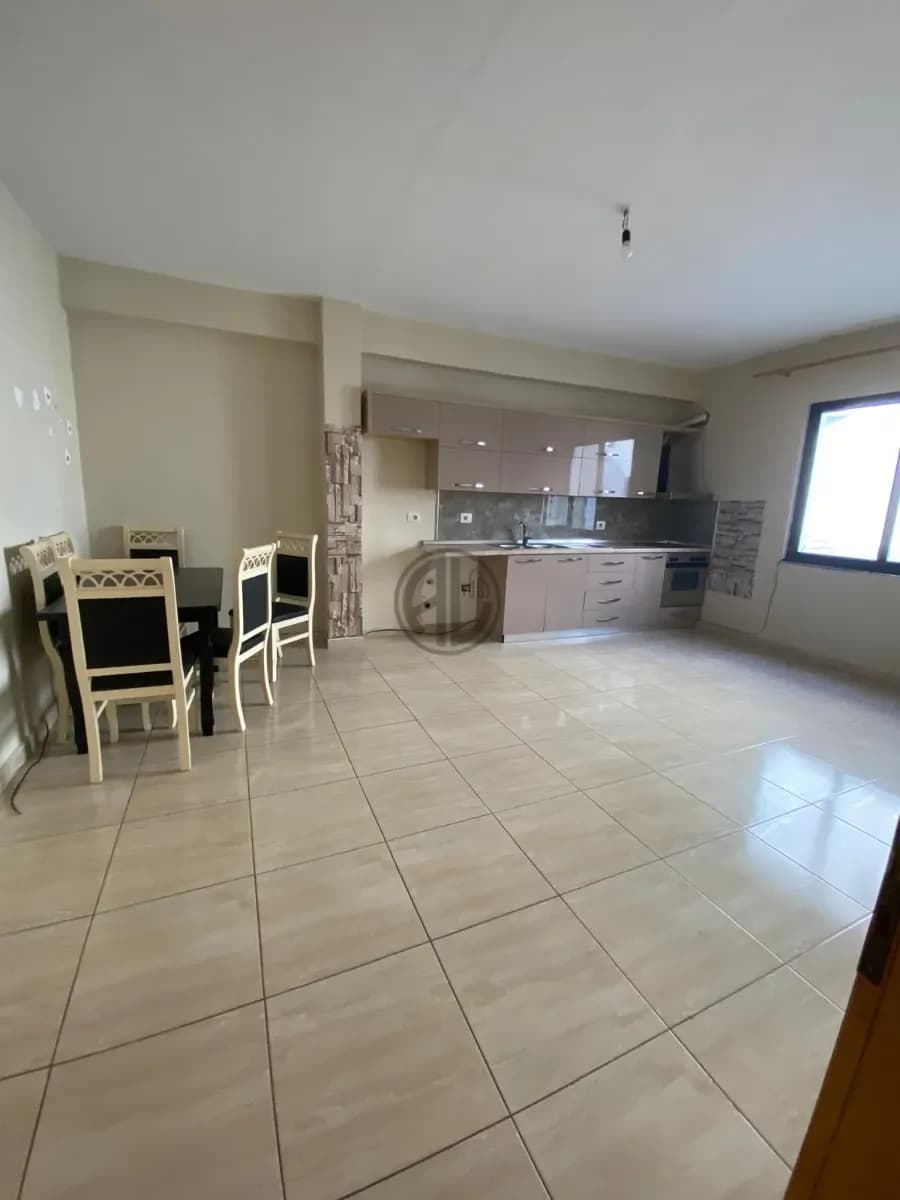 Ne Shitje Shpi Private ne Durres zona Stadiumi 3
