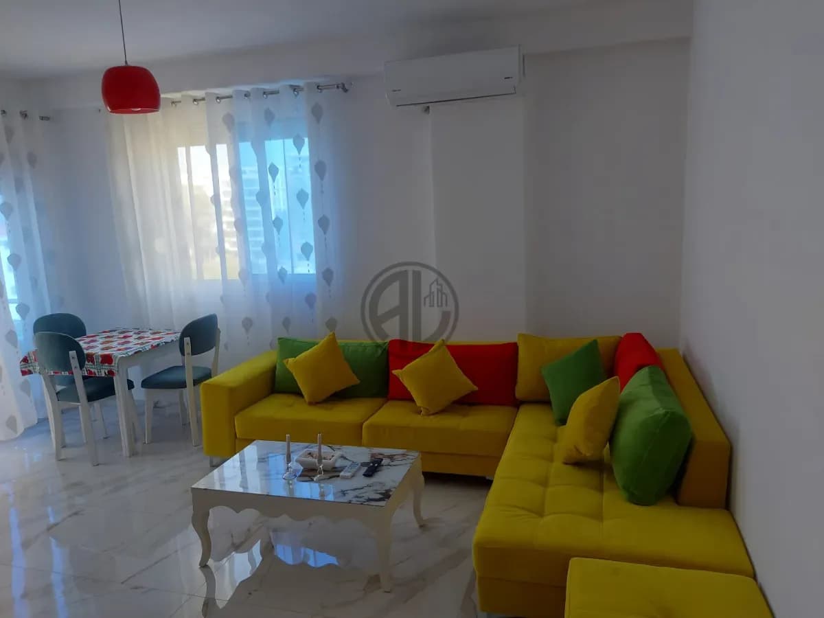 Apartament 1+1 me Qira tek Shkembi Kavajes