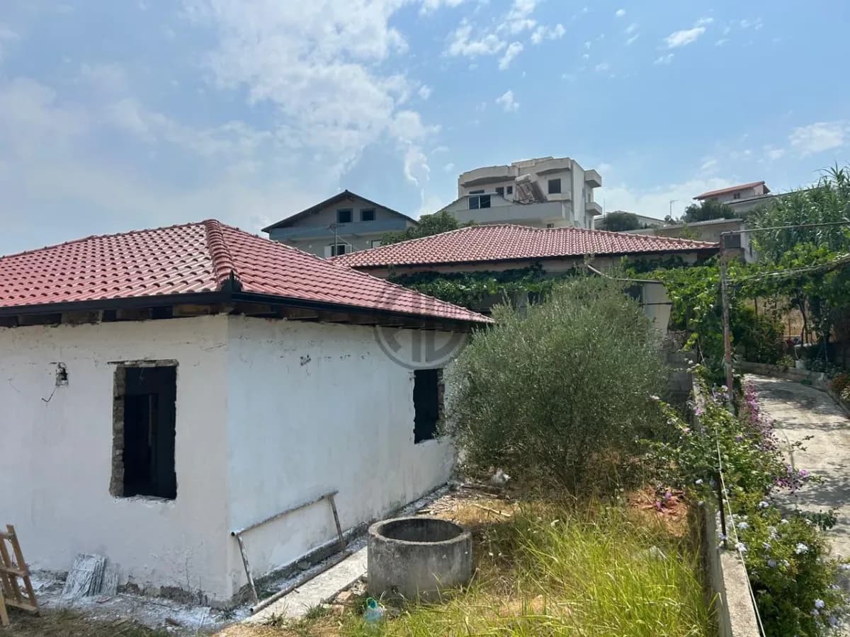 Shitet Shtëpi Private në Shkallnur, Durrës 3
