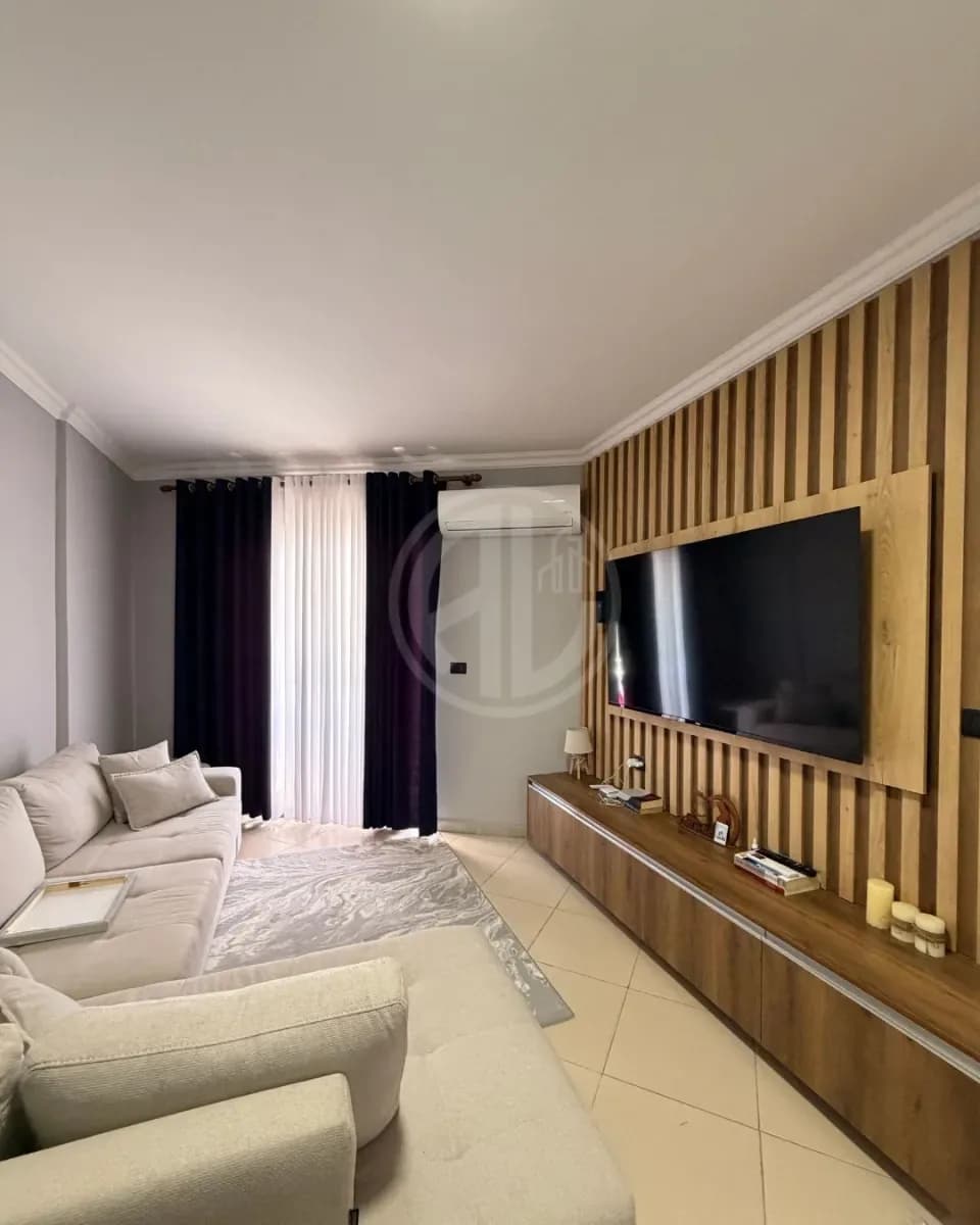 Apartament 2+1 për shitje prane Stacionit te Trenit