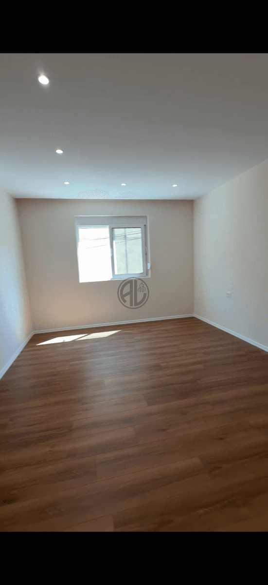 Shitet Apartament 2+1 – Lagja 16, pranë Kopshtit "Soros", Durrës 3