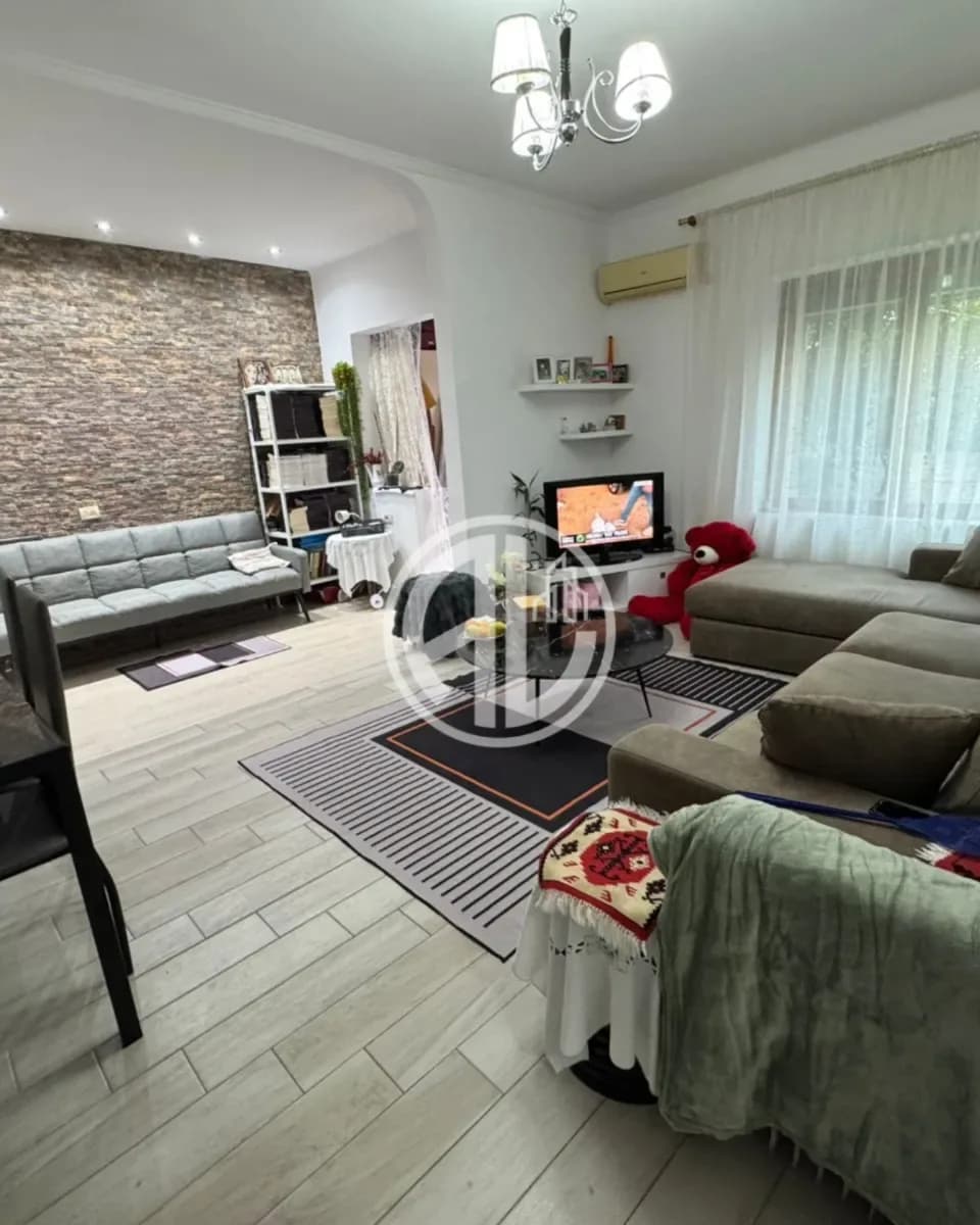NË SHITJE – APARTAMENT 1+1 Spitali Durres