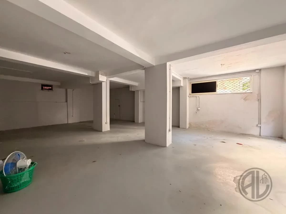 Ambient Biznesi për Shitje – Pranë Muzeumit të Dëshmorve Durrës 4
