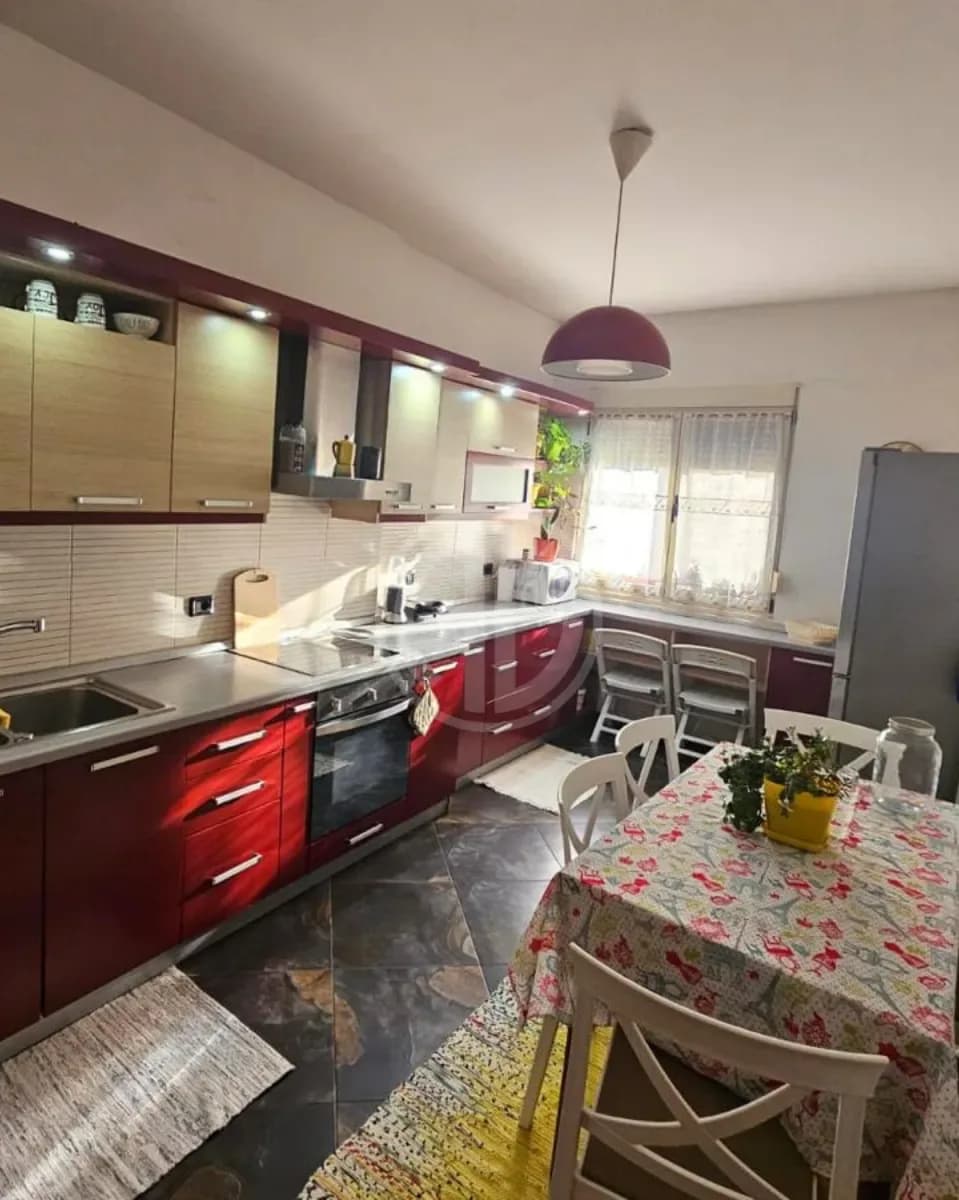 Per qira Apartament 2+1+2 Prane Gjykates Durres 2