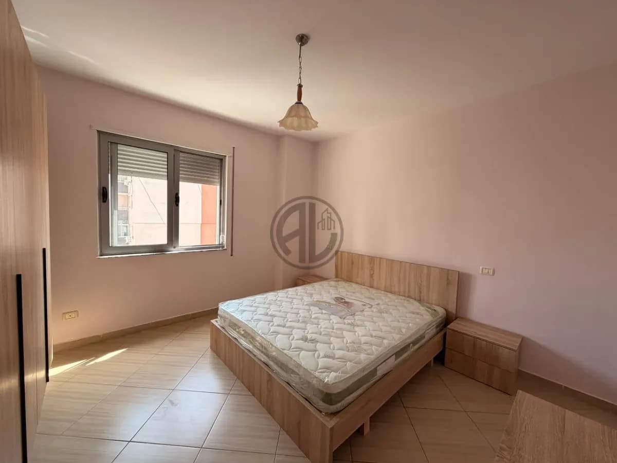 Apartament 2+1 per Qira tek lagja 6, prane kopshtit Sotir Noka 4