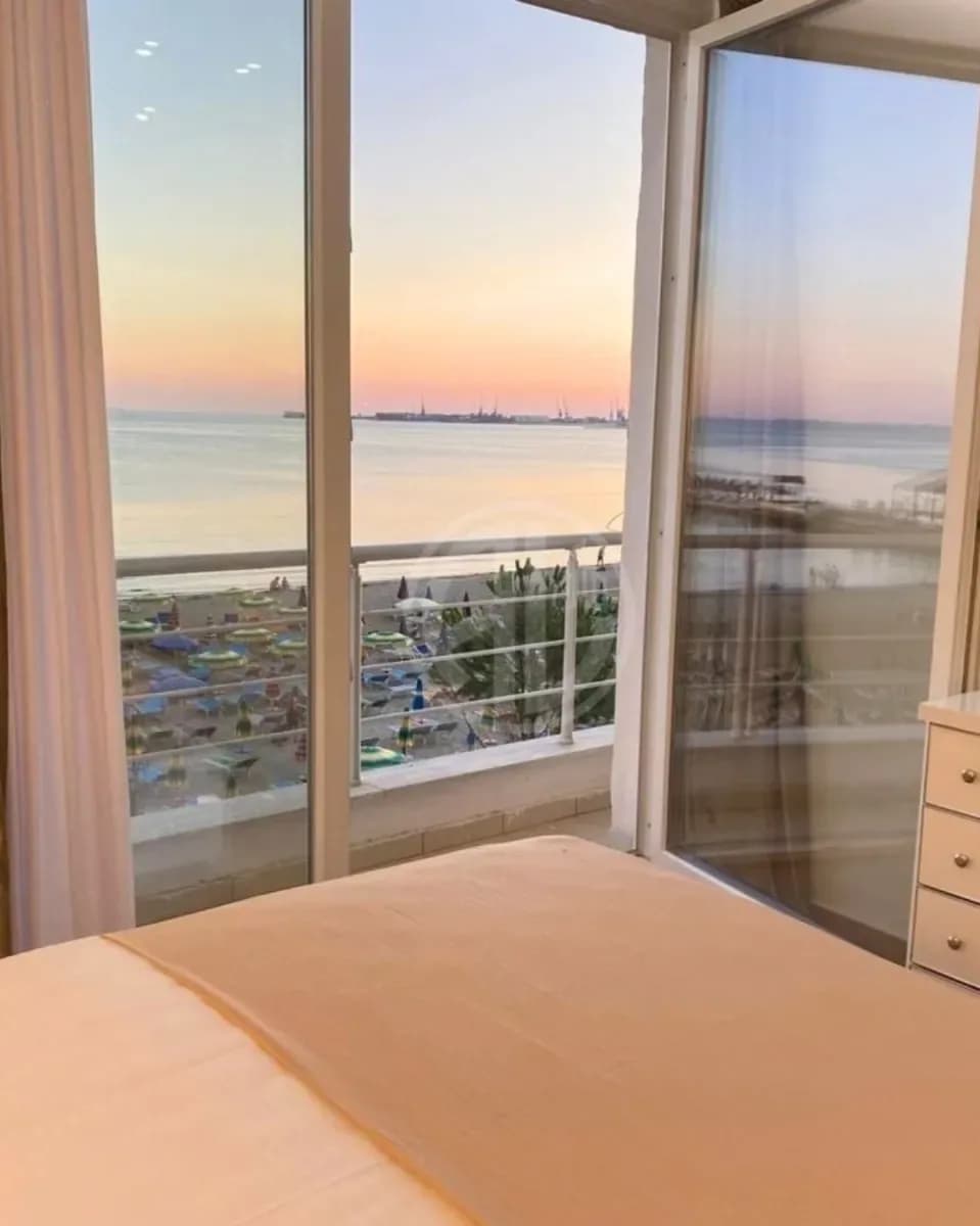 Jepet me Qira Apartament Luksoz 1+1 –Plazh Durres 3