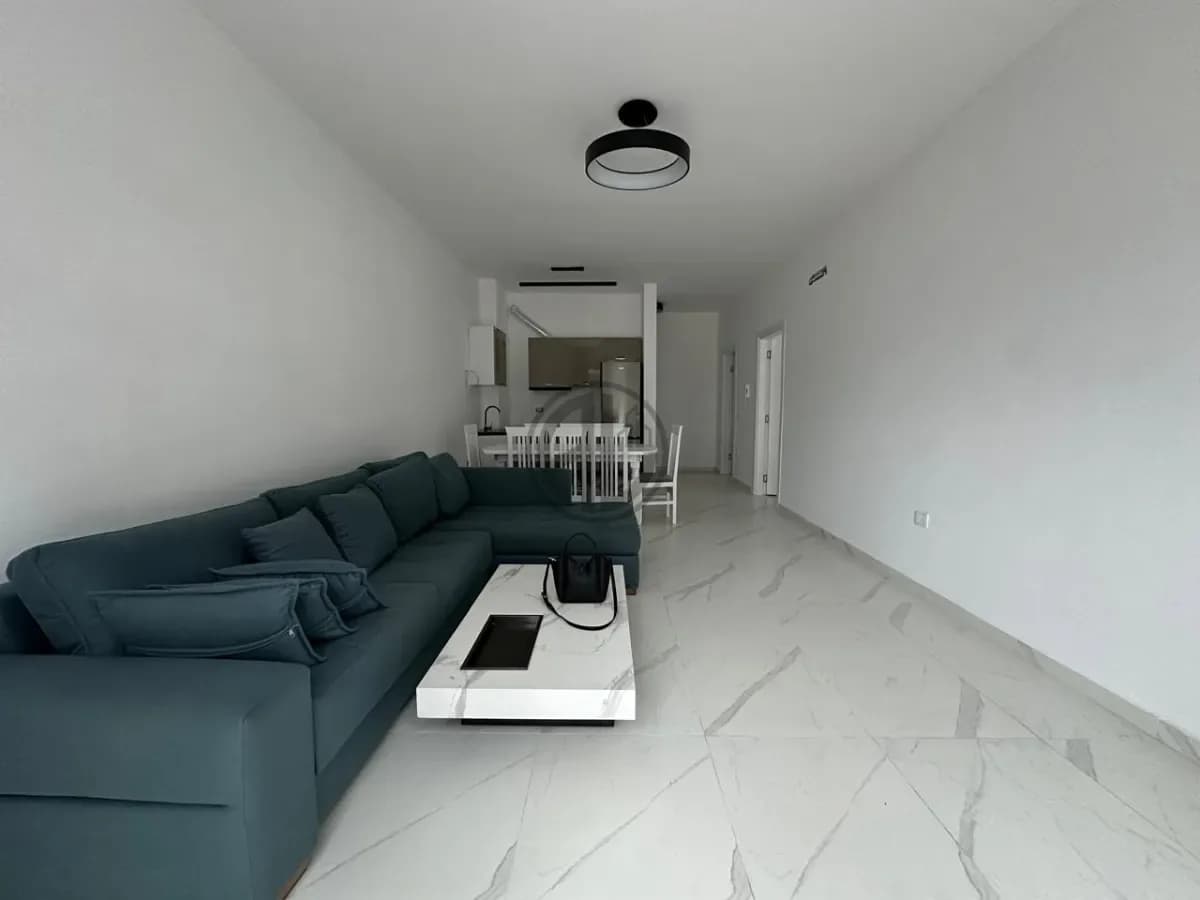Apartament 2+1 për shitje — vijë e parë, Mali i Robit