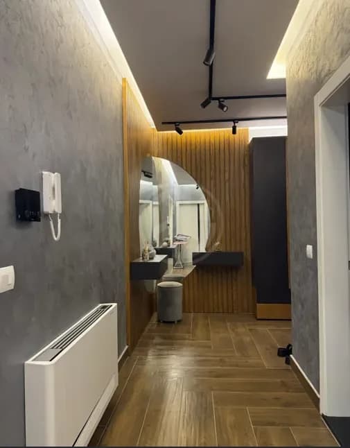 Apartament 2+1 me qera — Rruga e Portit 2