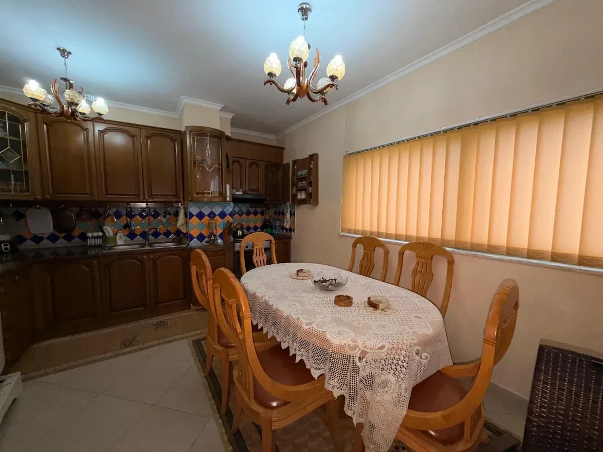 Apartament 3+1+2 me Pamje Deti -Vollga- Durres 4