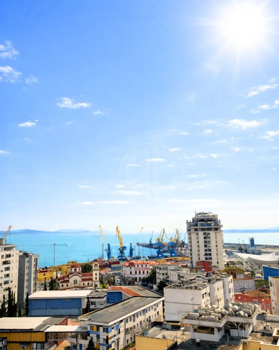 Apartament 3+1+2 në qendër të qytetit, pranë Bashkisë 1