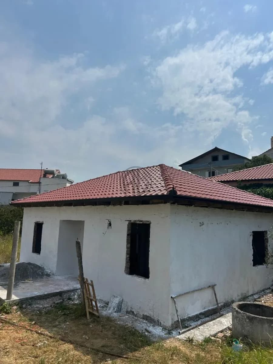 Shitet Shtëpi Private në Shkallnur, Durrës 2