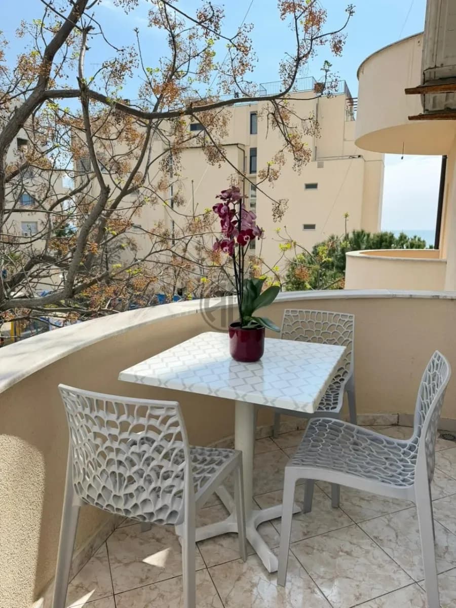Apartament 2+1 per qira Pamje Deti Plazh Durres 2