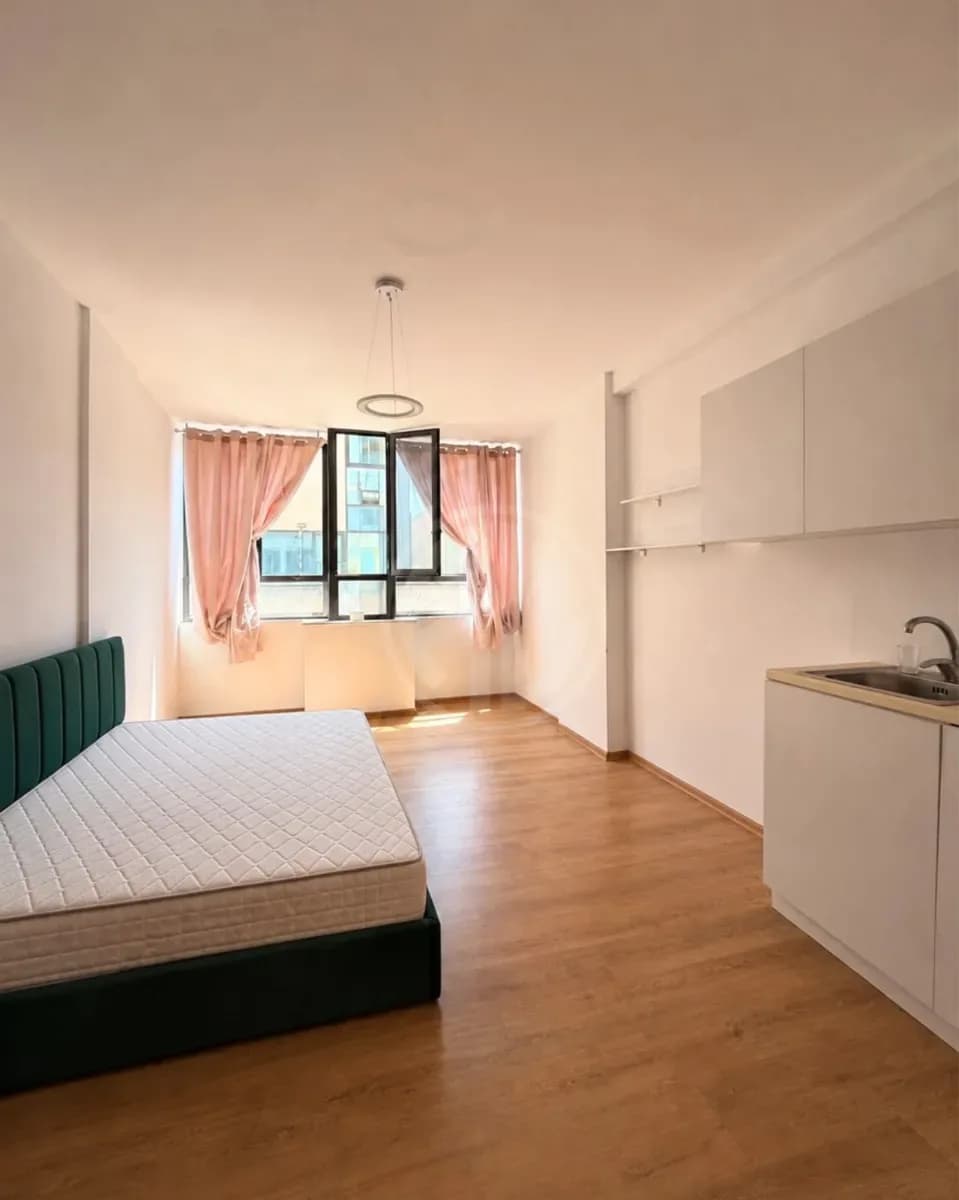 Ambient/Studio për Shitje –Qender, Durrës 1