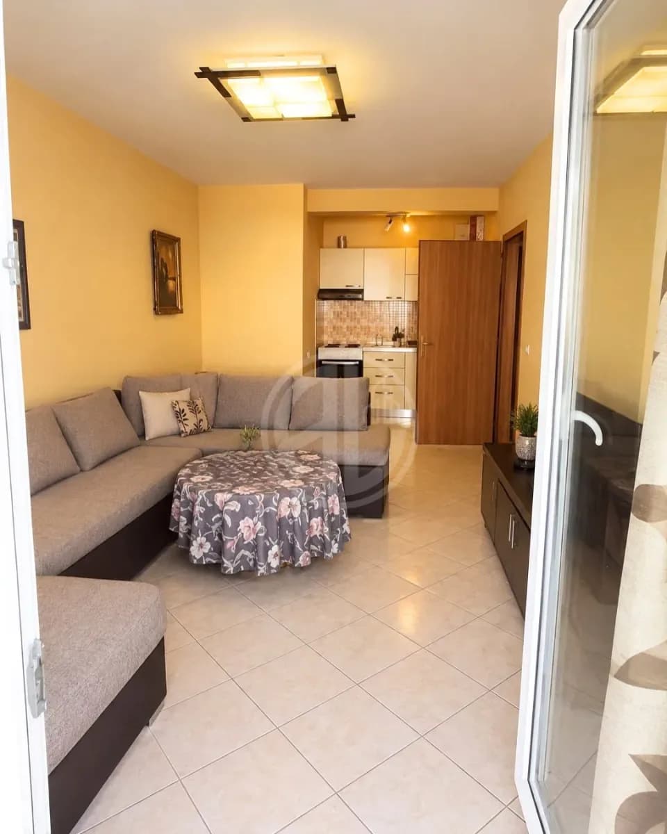 Per shitje apartament 1+1 Golem , kompleksi Kaltersia 2