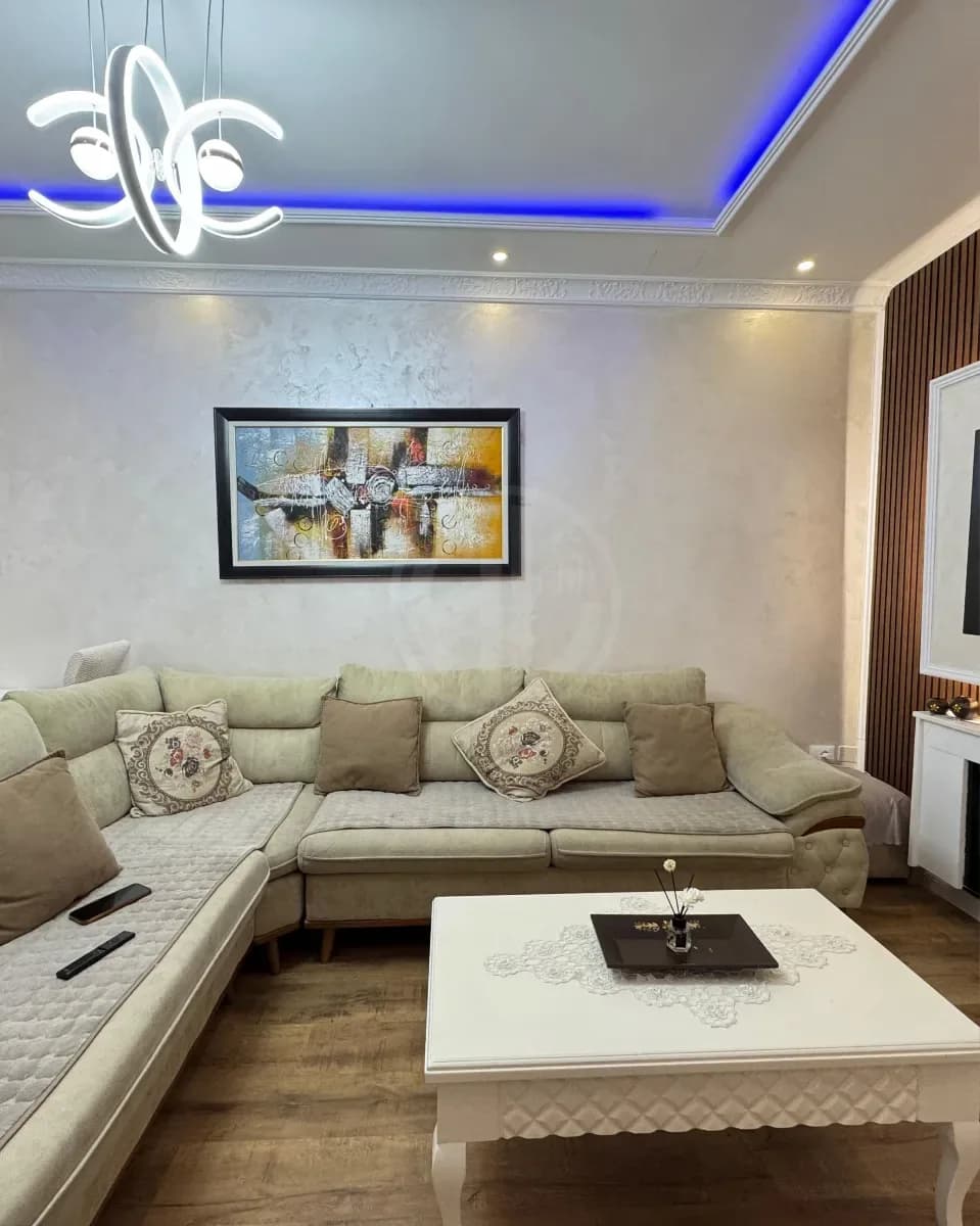 Shitet Apartament 2+1 Durrës 3