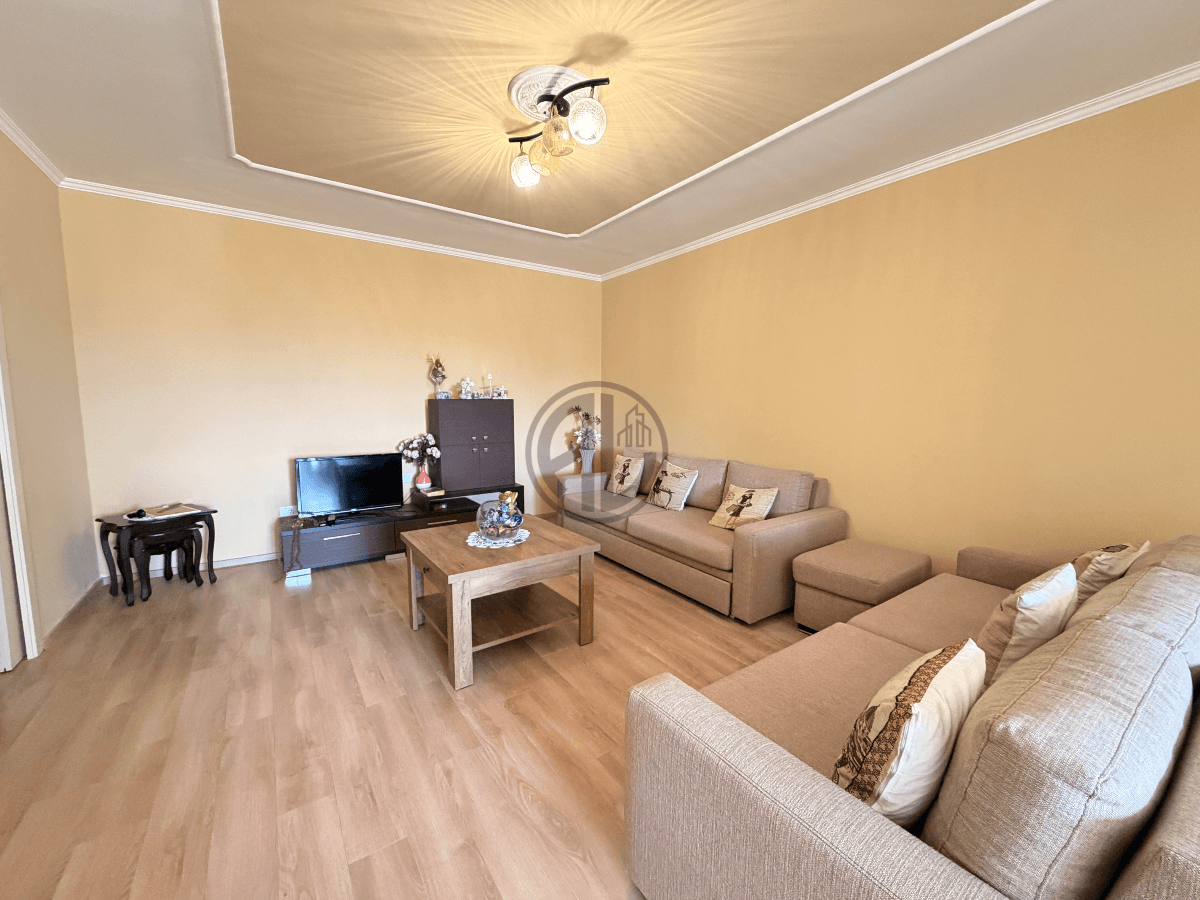 Shitet Apartament 3+1+2 - Ish Fabrika e Bukës, Durrës 2