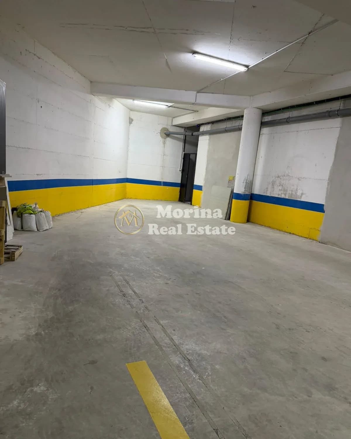 Qera | Ambjent Biznesi | Fusha Aviacionit | 900 €/muaj