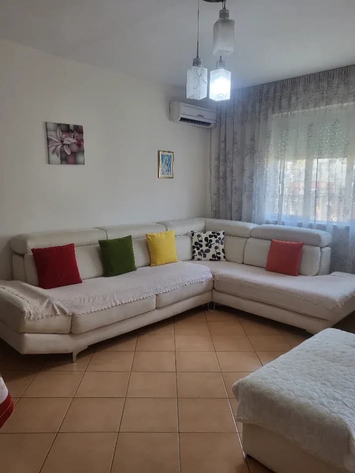 Shitje | Apartament 1 + 1 | Ish Parku i Autobusave | 160000 € 2