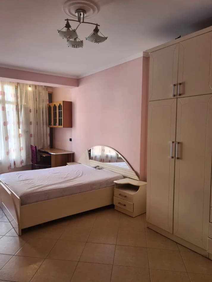Qera | Apartament 2 + 1 | Astir | 500 €/muaj