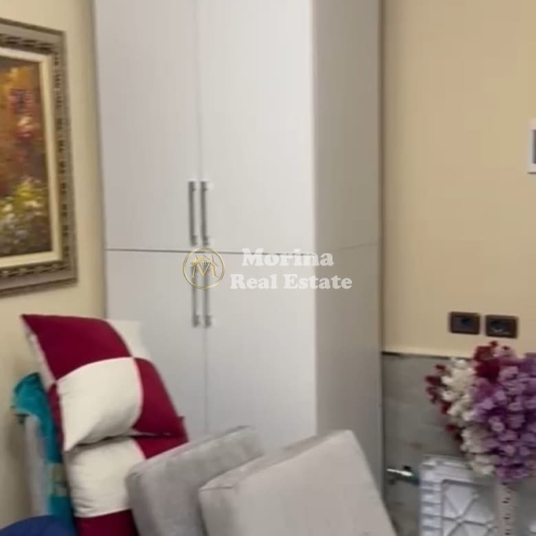 Shitje | Garsoniere | Rruga Muhamet Gjollesha | 192500 € 4