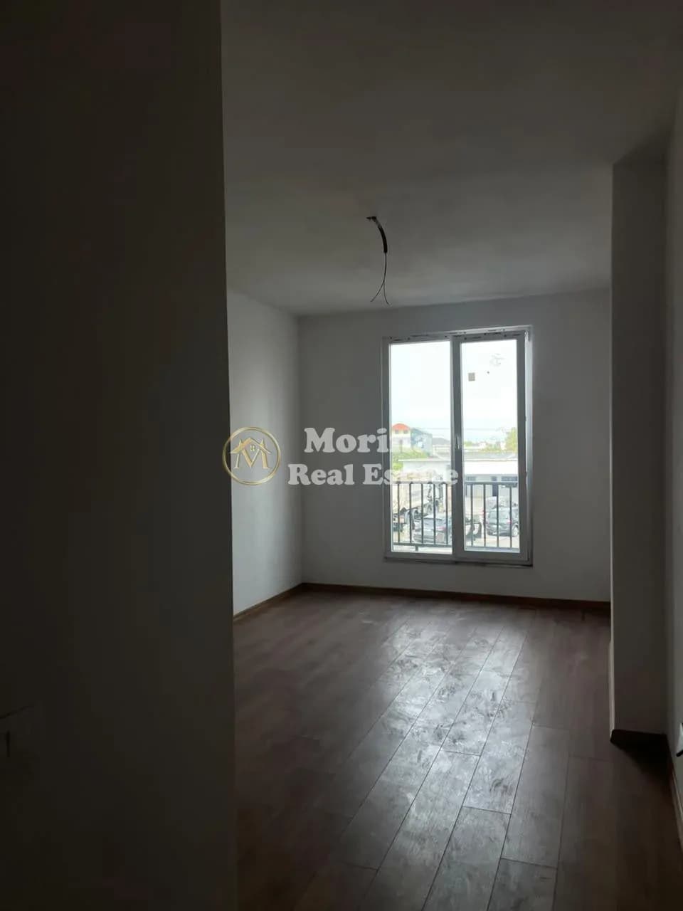 Qera | Ambjent Biznesi | Kamëz | 700 €/muaj i diskutueshëm 3
