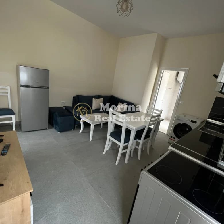 Qera | Apartament 1 + 1 | Shkolla e Bashkuar | 400 €/muaj 2