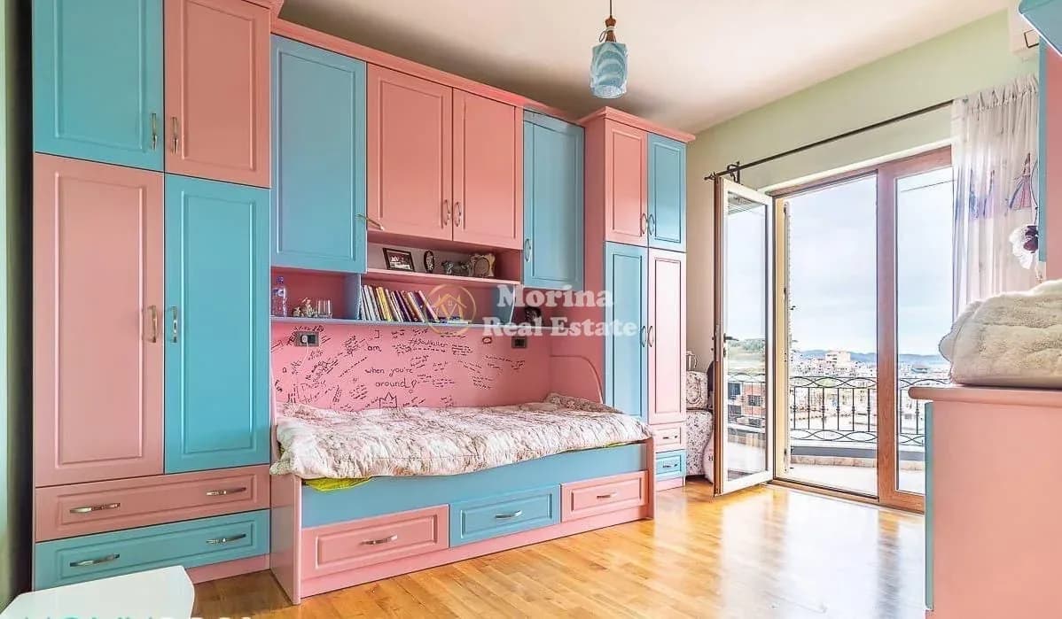 Qera | Vilë | Shkozë | 1900 €/muaj 4