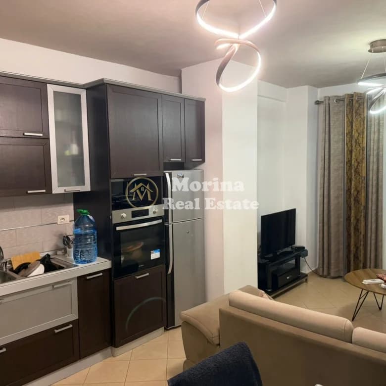 Qera | Apartament 1 + 1 |Fresku | 350 €/muaj 2