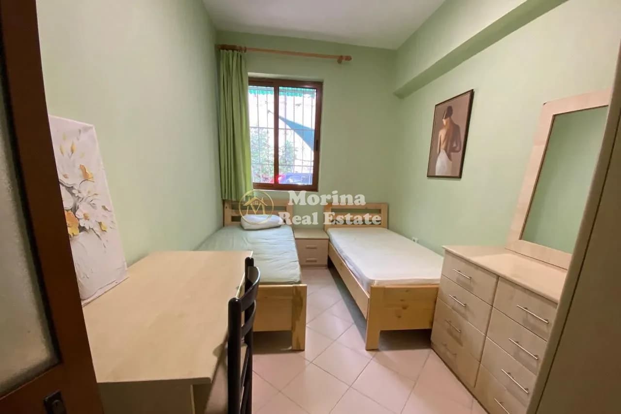 Qera | Shtëpi private 1 + 1 | Laprakë | 400 €/muaj