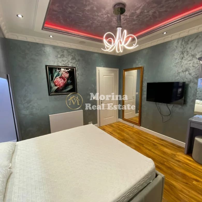 Qera | Vilë 2 + 1 | Rruga Njazi Meka | 450 €/muaj 4
