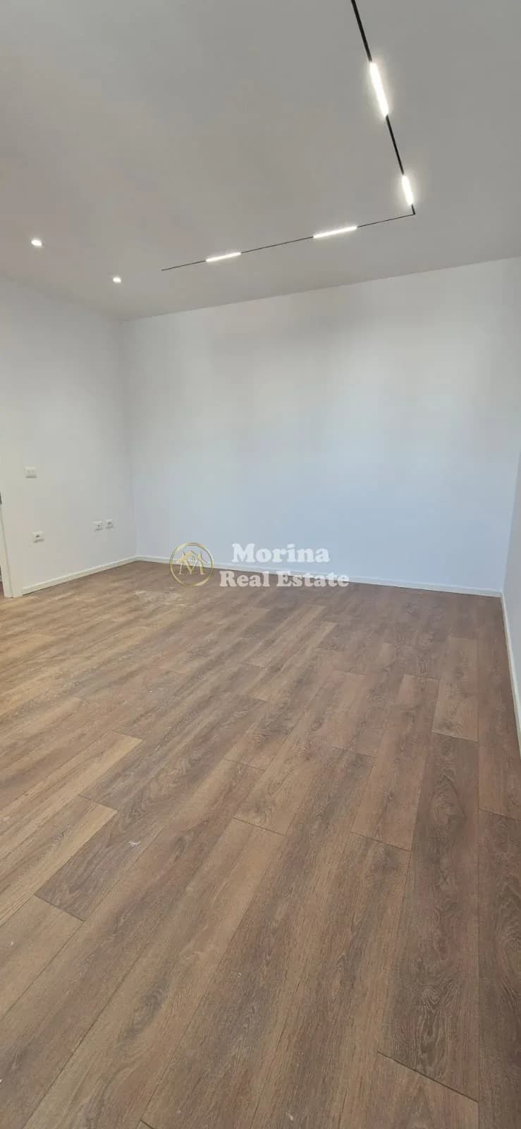 Shitje | Apartament 2 + 1 | Rruga Fadil Bodinaku | 198000 €