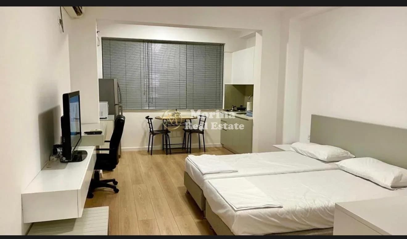 Qera | Garsoniere | Blloku | 700 €/muaj