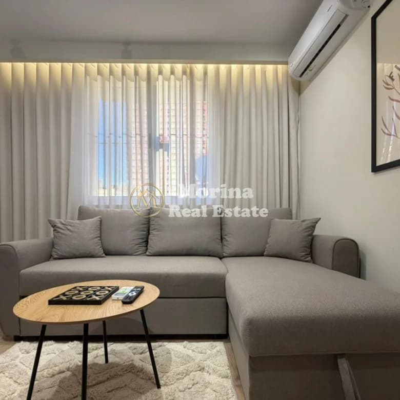 Shitje | 2 Apartamente 1 + 1 | 21 Dhjetori | 200000 € 3