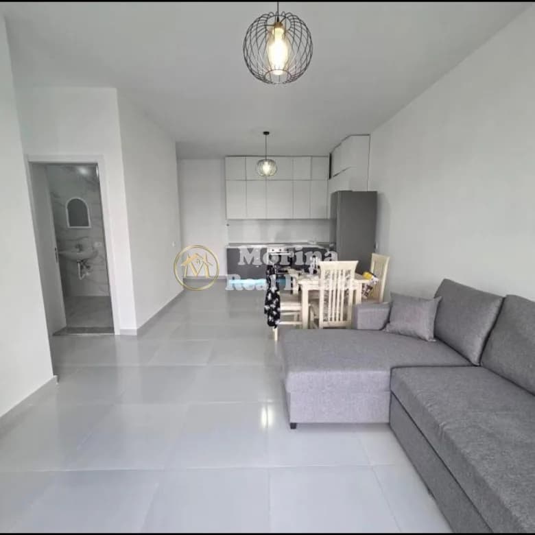 Shitje | Apartament 2 + 1 | Rruga 5 Maji | 175000 € 2