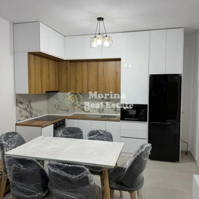 Qera | Apartament 2 + 1 | Rruga 5 Maji | 600 €/muaj 2